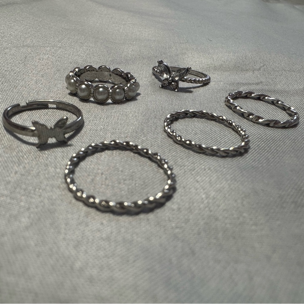 Silver Ring Set - Picture 2 of 2